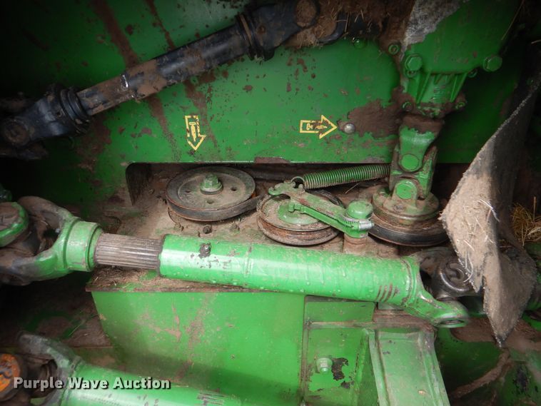 image for item HJ9921 John Deere 995 Rotary disc windrower head