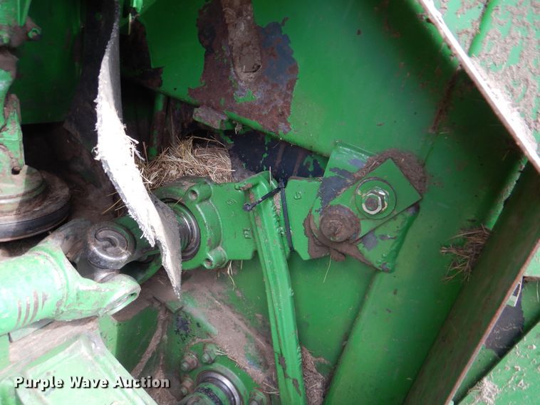 image for item HJ9921 John Deere 995 Rotary disc windrower head