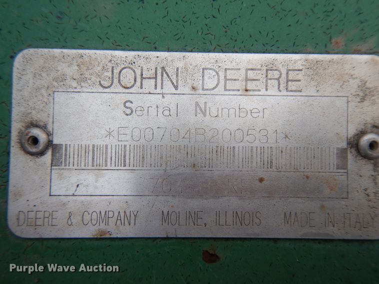 image for item HN9274 John Deere 704 hay rake