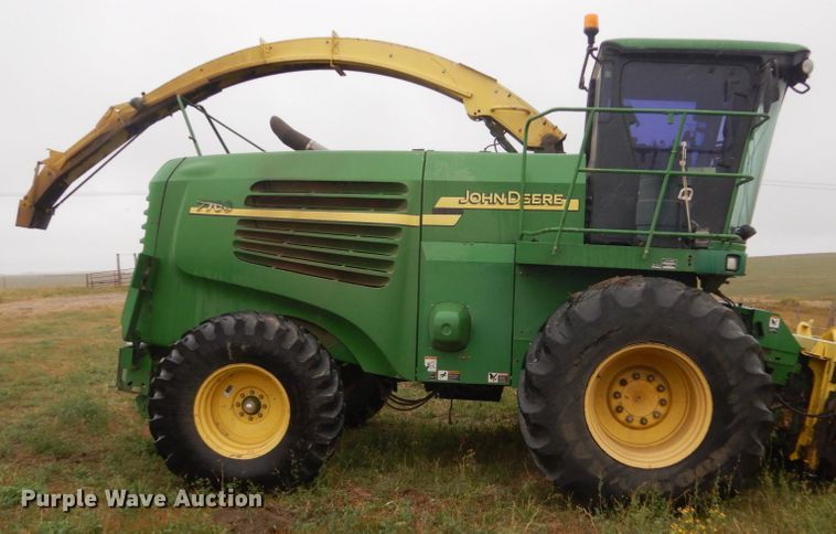 image for item HP9782 2006 John Deere 7700  forage harvester