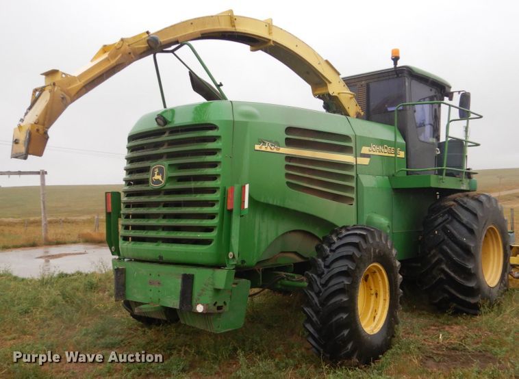image for item HP9782 2006 John Deere 7700  forage harvester