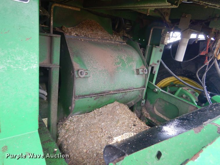 image for item HP9782 2006 John Deere 7700  forage harvester