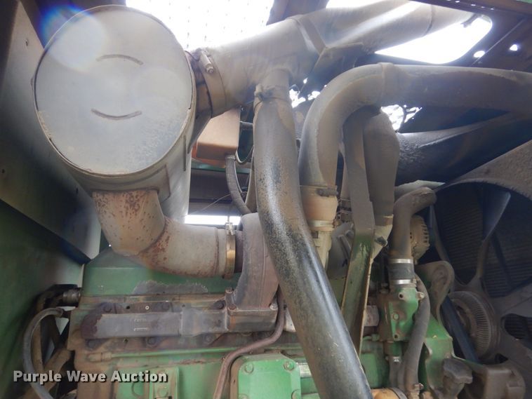 image for item HP9782 2006 John Deere 7700  forage harvester