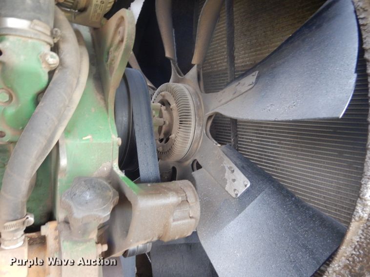 image for item HP9782 2006 John Deere 7700  forage harvester