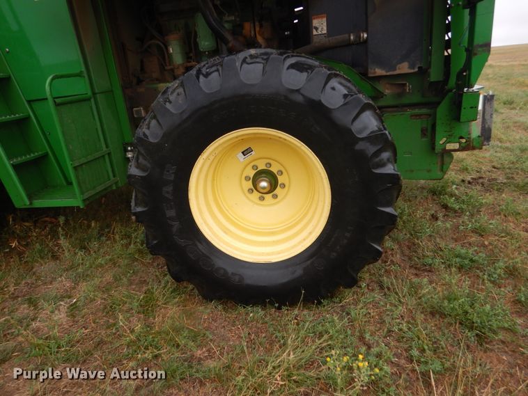 image for item HP9782 2006 John Deere 7700  forage harvester