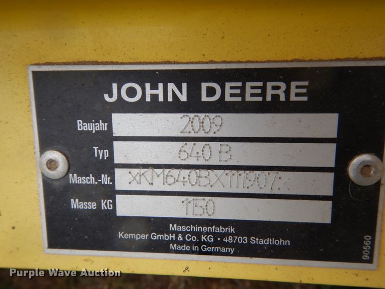 image for item HP9784 2009 John Deere 640B pickup head