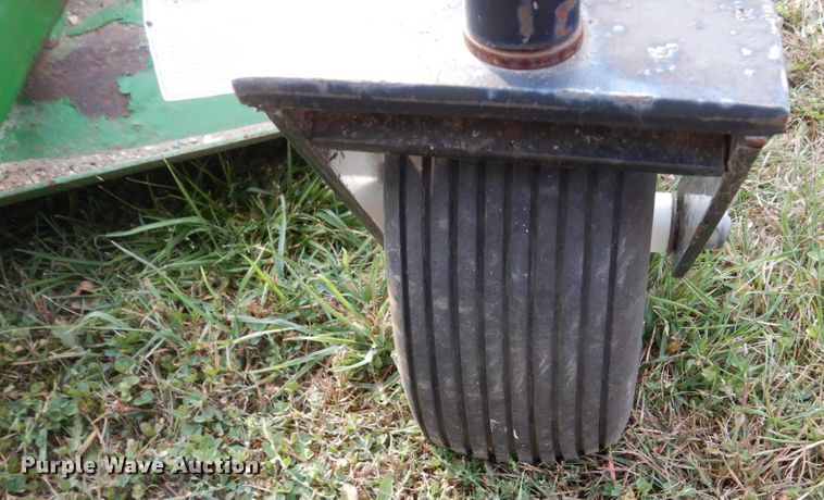 image for item HP9878 Bomgaars C360 finish mower