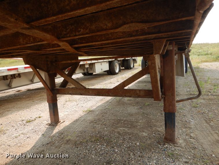 image for item HV9889 1999 Wilkens OK2GA26DCFST live bottom trailer