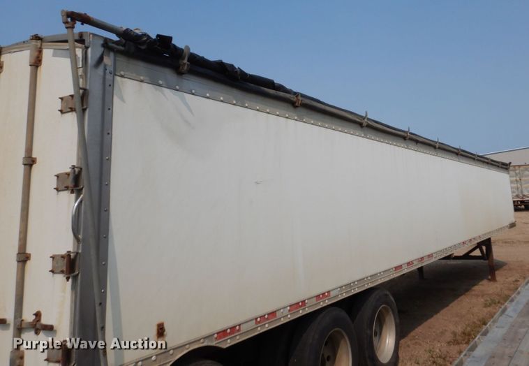 image for item HV9889 1999 Wilkens OK2GA26DCFST live bottom trailer