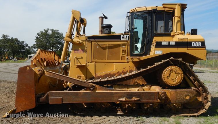 image for item DI0407 2000 Caterpillar D8R  dozer