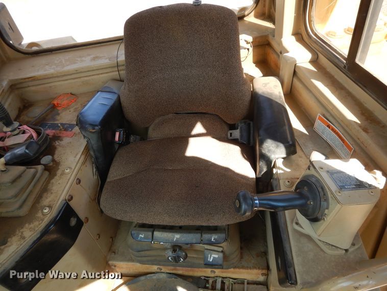 image for item DI0407 2000 Caterpillar D8R  dozer