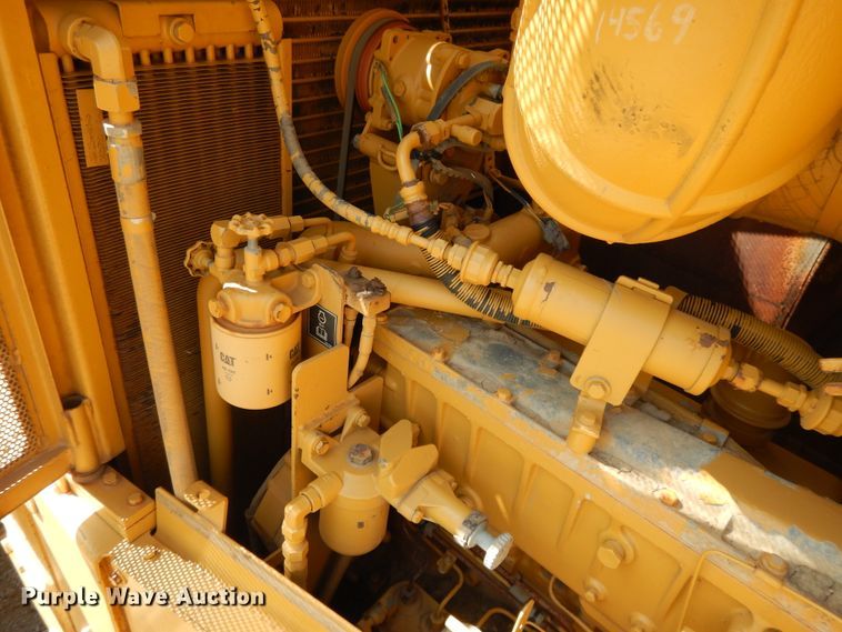 image for item DI0407 2000 Caterpillar D8R  dozer