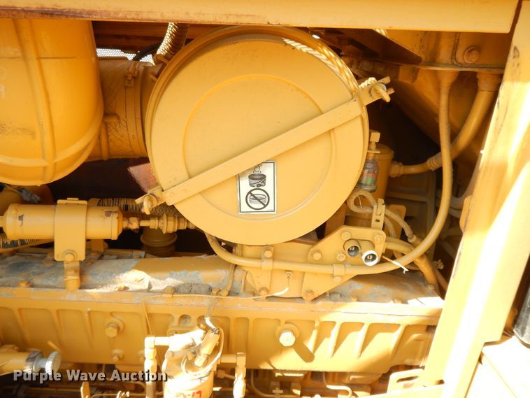 image for item DI0407 2000 Caterpillar D8R  dozer