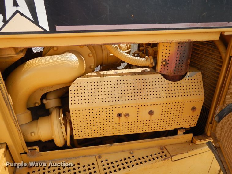 image for item DI0407 2000 Caterpillar D8R  dozer