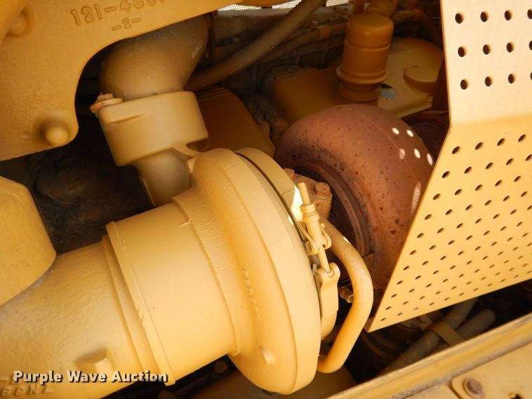 image for item DI0407 2000 Caterpillar D8R  dozer