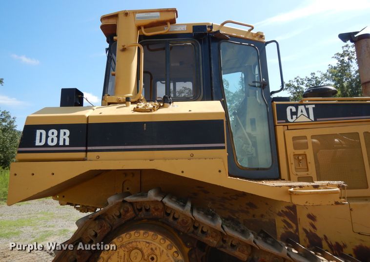 image for item DI0407 2000 Caterpillar D8R  dozer