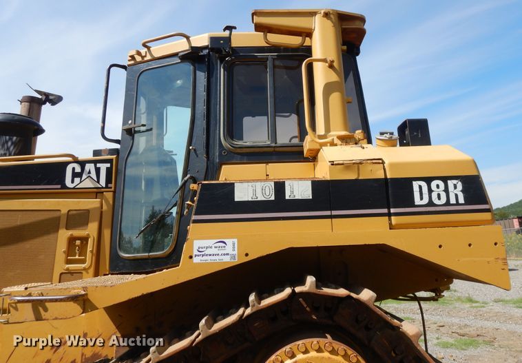 image for item DI0407 2000 Caterpillar D8R  dozer