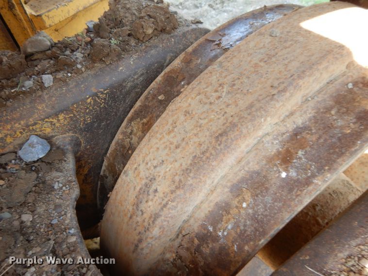 image for item DI0407 2000 Caterpillar D8R  dozer