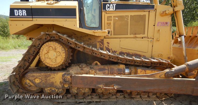 image for item DI0407 2000 Caterpillar D8R  dozer