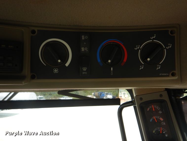 image for item DI0408 2003 Case IH STX425  4WD tractor