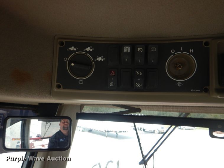 image for item DI0408 2003 Case IH STX425  4WD tractor