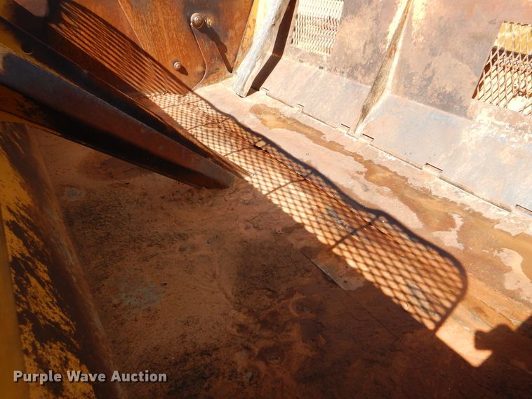 image for item DI0411 2006 Reynolds 17C12  scraper