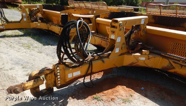 image for item DI0411 2006 Reynolds 17C12  scraper