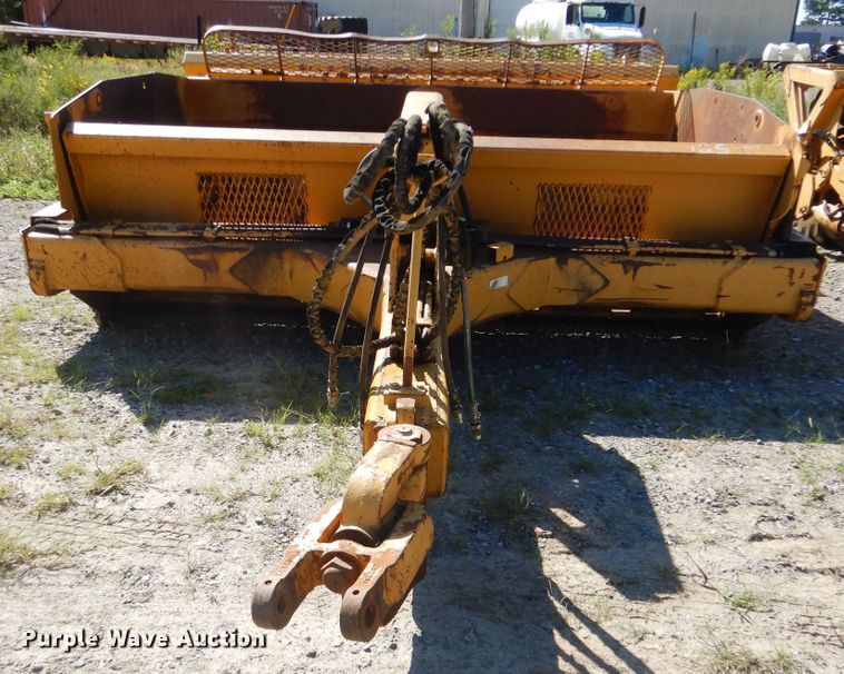 image for item DI0412 2006 Reynolds 17C12  scraper