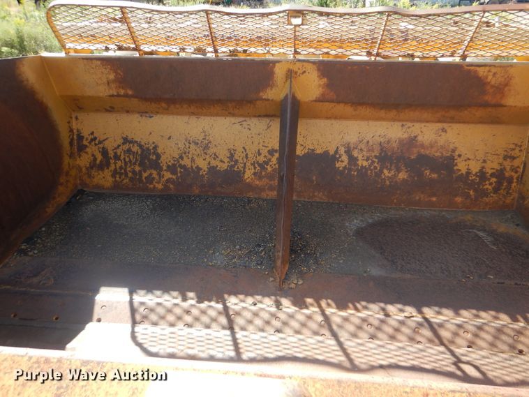 image for item DI0412 2006 Reynolds 17C12  scraper