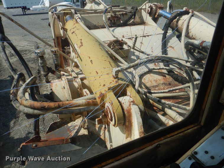 image for item DI0413 1996 Tesmec TRS1000  trencher