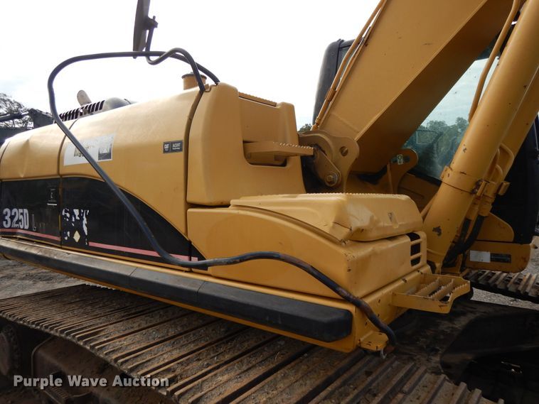 image for item DI0414 2006 Caterpillar 325D L  excavator