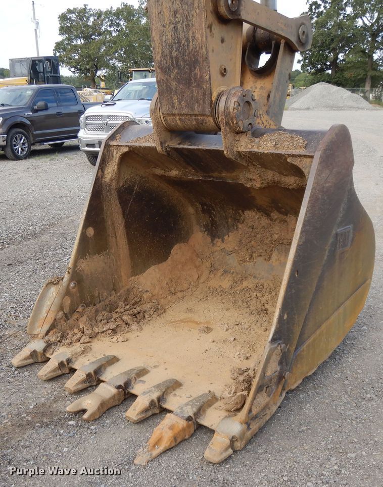 image for item DI0414 2006 Caterpillar 325D L  excavator