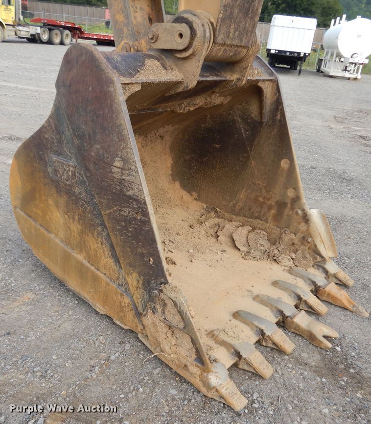 image for item DI0414 2006 Caterpillar 325D L  excavator