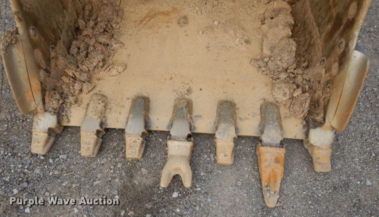 image for item DI0414 2006 Caterpillar 325D L  excavator