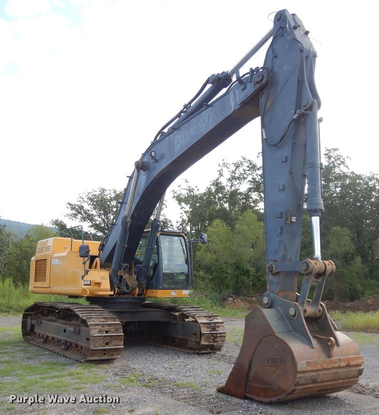 image for item DI0415 2009 John Deere 450D LC  excavator
