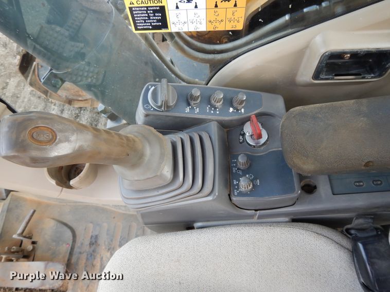 image for item DI0415 2009 John Deere 450D LC  excavator