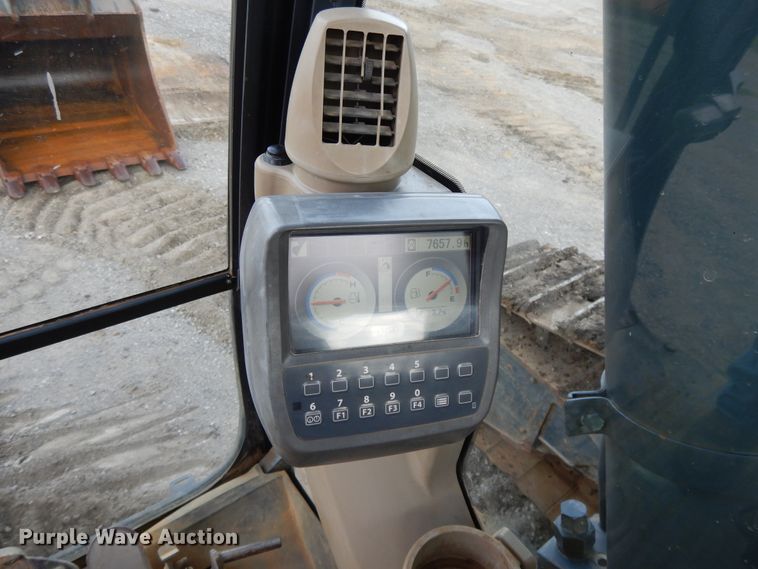 image for item DI0415 2009 John Deere 450D LC  excavator