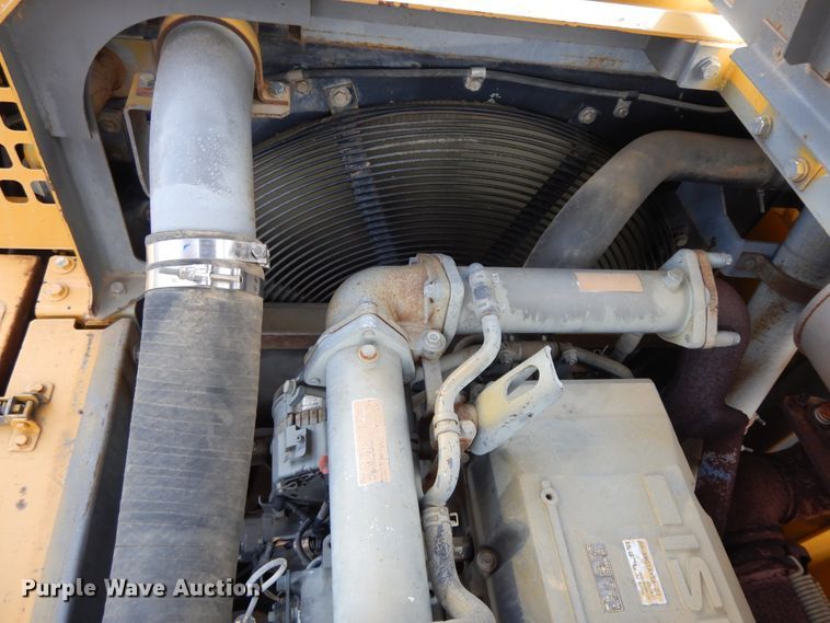 image for item DI0415 2009 John Deere 450D LC  excavator