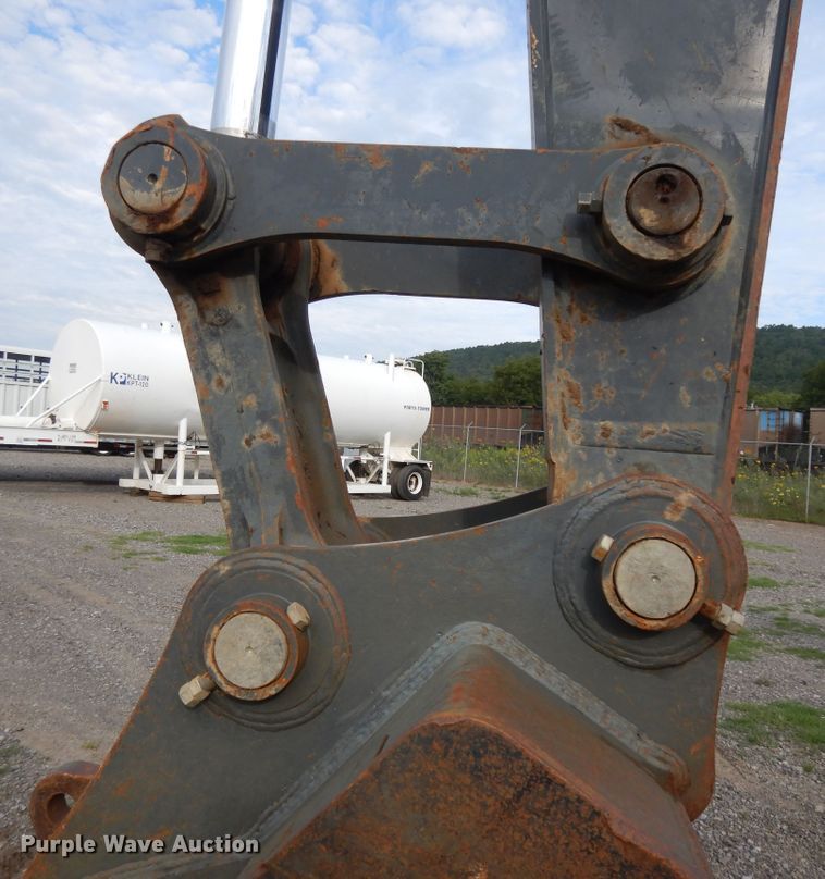 image for item DI0415 2009 John Deere 450D LC  excavator