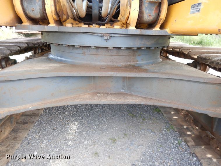 image for item DI0415 2009 John Deere 450D LC  excavator