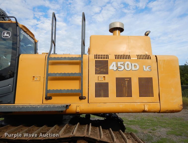 image for item DI0415 2009 John Deere 450D LC  excavator