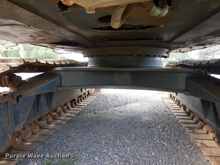 image for item DI0415 2009 John Deere 450D LC  excavator