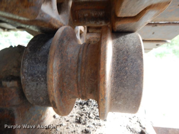 image for item DI0415 2009 John Deere 450D LC  excavator