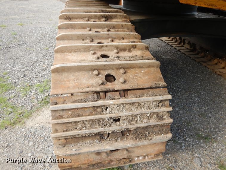 image for item DI0415 2009 John Deere 450D LC  excavator