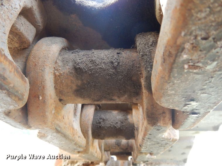 image for item DI0415 2009 John Deere 450D LC  excavator