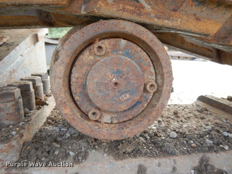 image for item DI0415 2009 John Deere 450D LC  excavator