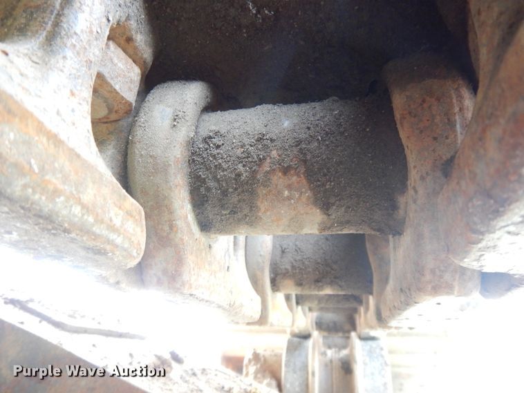 image for item DI0415 2009 John Deere 450D LC  excavator