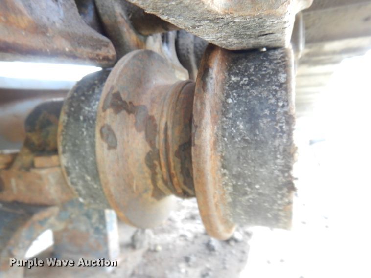 image for item DI0415 2009 John Deere 450D LC  excavator