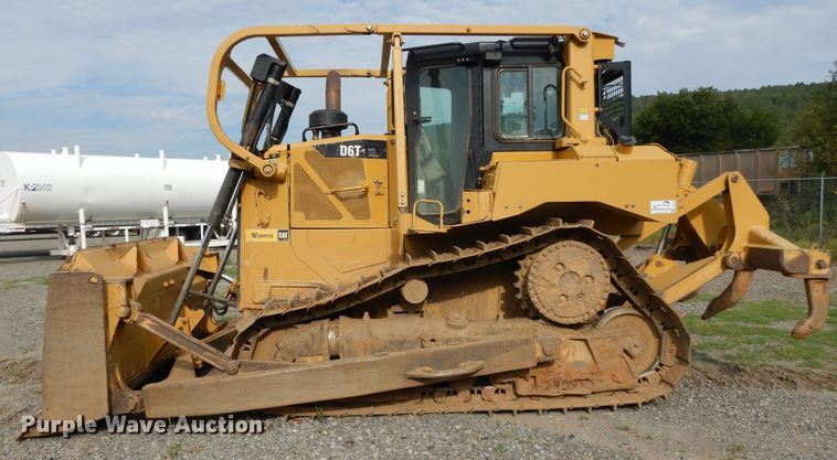 image for item DI0416 2011 Caterpillar D6T XL  dozer