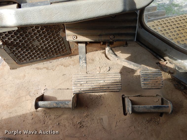 image for item DI0416 2011 Caterpillar D6T XL  dozer